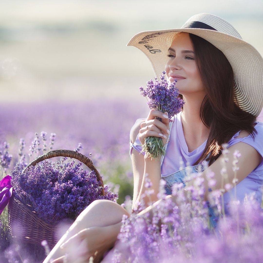 How does aromatherapy work?