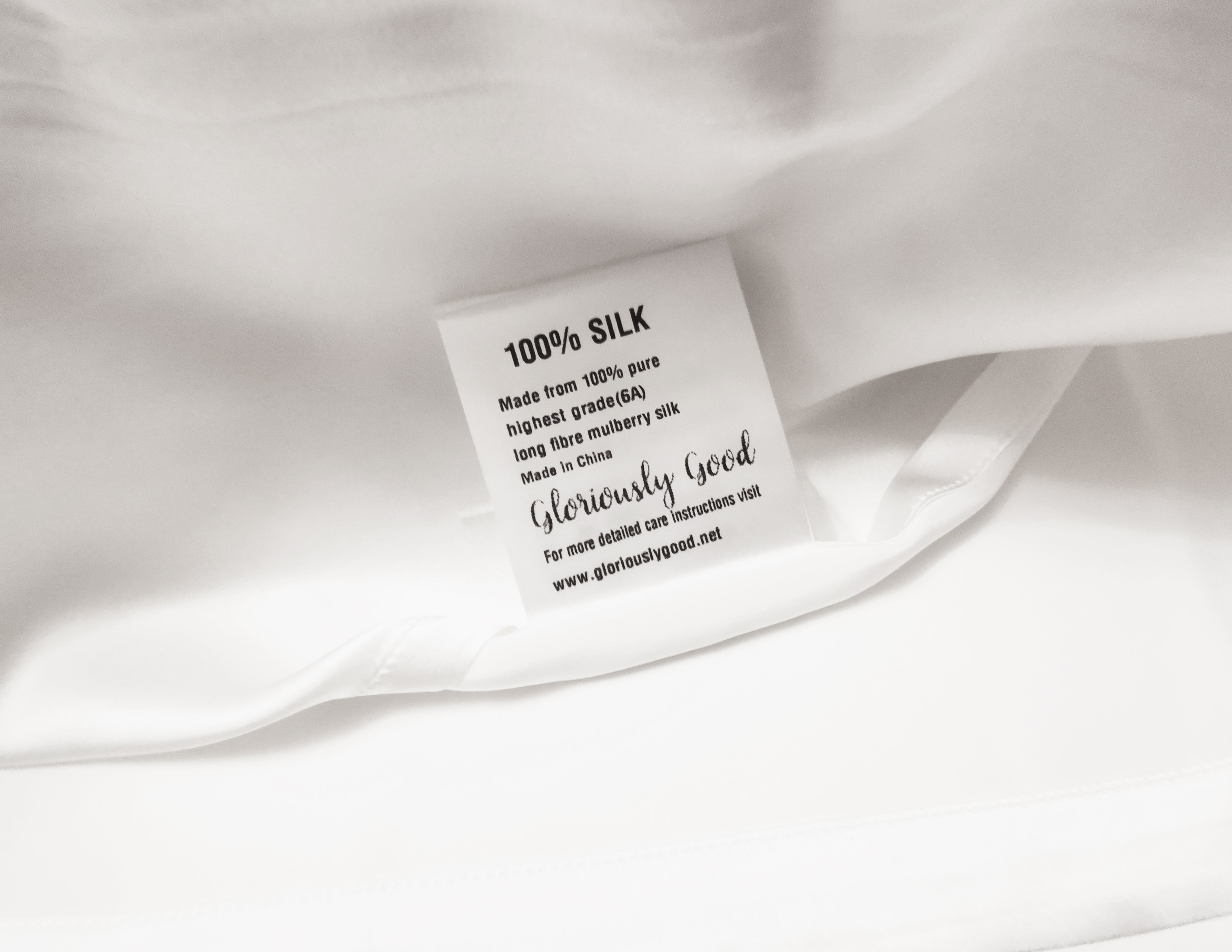White Mulberry Silk Pillowcase For Gloriously Good Hair & Skin